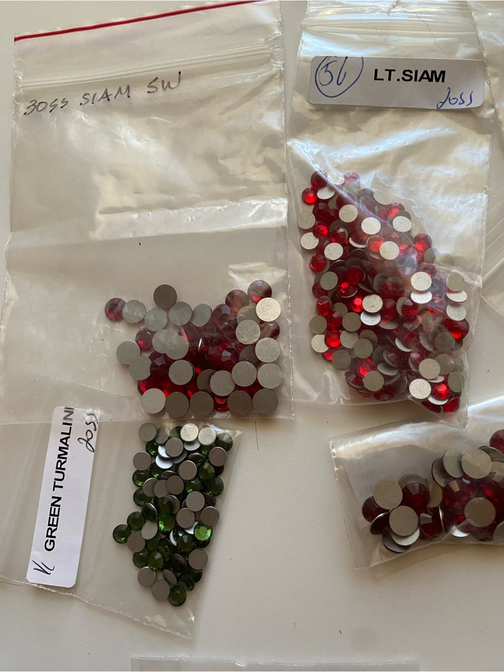 Swarovski & Premium Crystal Rhinestone Lot • Hotfix Flatback 20ss 30ss - Picture 4 of 10